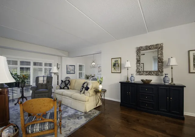 Photo 4 of Condo for sale at 420 W Burlington Ave #207, La Grange, IL 60525 | MLS# 12765265 | Listing updated on 2026-10-02