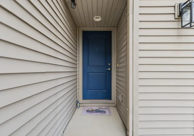 Photo 3 of Single family home for sale at 1714 Phillippe Dr, Mahomet, IL 61853 | MLS# 12765267 | Listing updated on 2026-09-30