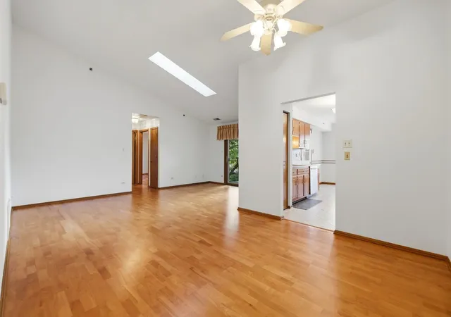 Photo 4 of Condo for sale at 10268 Southwest Hwy #3B, Chicago Ridge, IL 60415 | MLS# 12765269 | Listing updated on 2026-10-07
