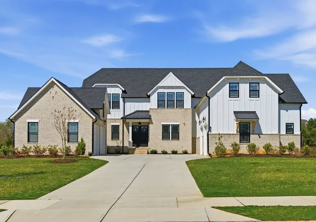 Photo 1 of Single family home for sale at 1008 Broadmoor Dr, Marvin, NC 28173 | MLS# 12765272 | Listing updated on 2026-10-03