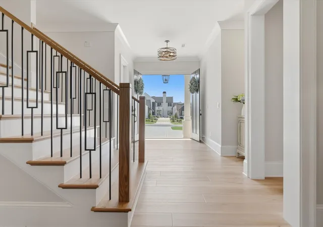 Photo 3 of Single family home for sale at 1008 Broadmoor Dr, Marvin, NC 28173 | MLS# 12765272 | Listing updated on 2026-10-03