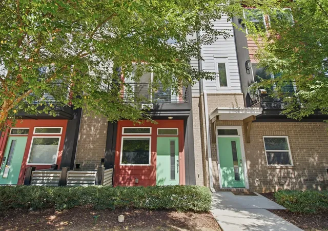 Photo 3 of Townhouse for sale at 1013 E 36th Street, Charlotte, NC 28205 | MLS# 12765277 | Listing updated on 2026-10-03