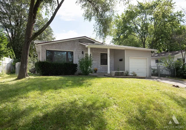 Photo 1 of Single family home for sale at 175 S Maple St, Palatine, IL 60067 | MLS# 12765287 | Listing updated on 2026-09-21