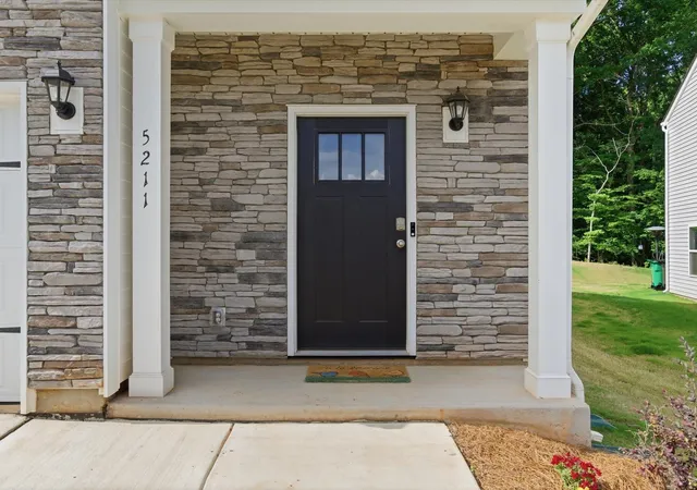 Photo 3 of Single family home for sale at (Undisclosed), Charlotte, NC 28215 | MLS# 12765289 | Listing updated on 2026-10-03