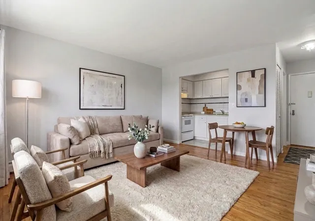 Listing Photo 5 - Condo for sale in building located at 8245 W Belmont, River Grove, IL 60171 - Unit #4C