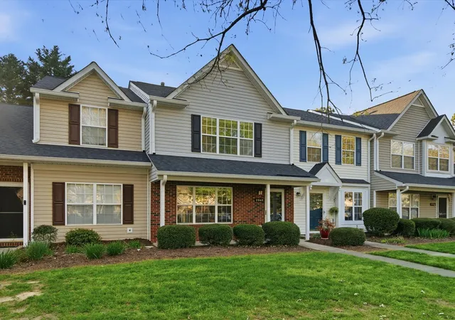 Photo 2 of Townhouse for sale at 2940 Mayer House Ct, Charlotte, NC 28214 | MLS# 12765293 | Listing updated on 2026-10-08
