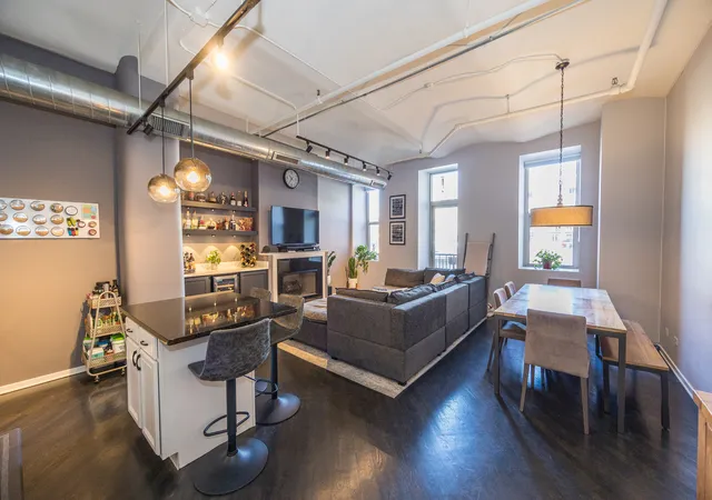 Photo 2 of Condo for sale at 500 S Clinton St #242, Chicago, IL 60607 | MLS# 12765295 | Listing updated on 2026-09-21