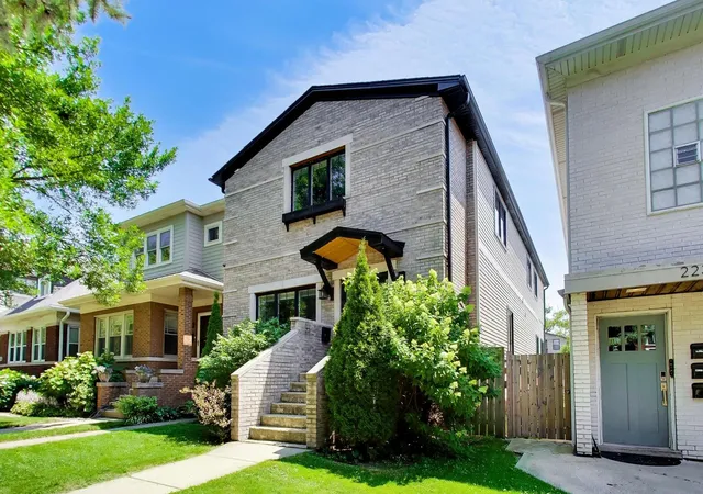 Photo 2 of Single family home for sale at 2237 W Winona St, Chicago, IL 60625 | MLS# 12765309 | Listing updated on 2026-09-22
