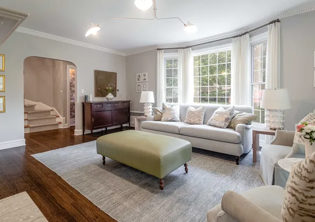 Photo 3 of Single family home for sale at 3805 Foster St, Evanston, IL 60203 | MLS# 12765311 | Listing updated on 2026-09-24