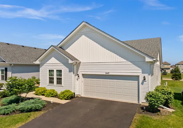 Photo 3 of Single family home for sale at 649 Elizabeth St, Elburn, IL 60119 | MLS# 12765313 | Listing updated on 2026-09-22