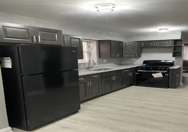 Listing Photo 4 - Condo for sale in building located at 13912 S Edbrooke Ave, Riverdale, IL 60827