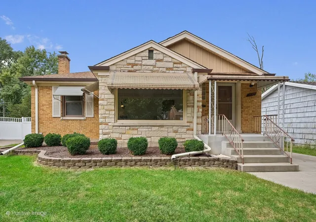 Photo 1 of Single family home for sale at 1532 Cleveland Ave, La Grange Park, IL 60526 | MLS# 12765351 | Listing updated on 2026-10-03