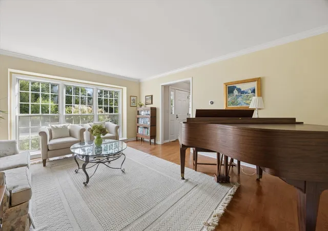 Photo 3 of Single family home for sale at 248 Meadowbrook Ln, Hinsdale, IL 60521 | MLS# 12765357 | Listing updated on 2026-09-24