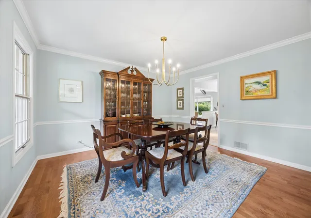 Photo 4 of Single family home for sale at 248 Meadowbrook Ln, Hinsdale, IL 60521 | MLS# 12765357 | Listing updated on 2026-09-24