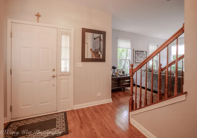 Photo 3 of Townhouse for sale at 2615 Lorraine Cir, Geneva, IL 60134 | MLS# 12765363 | Listing updated on 2026-09-24