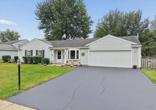 Photo 1 of Single family home for sale at 795 Newport Dr, Island Lake, IL 60042 | MLS# 12765388 | Listing updated on 2026-09-28
