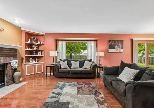 Photo 4 of Single family home for sale at 1806 Midday Dr, Zion, IL 60099 | MLS# 12765416 | Listing updated on 2026-09-24