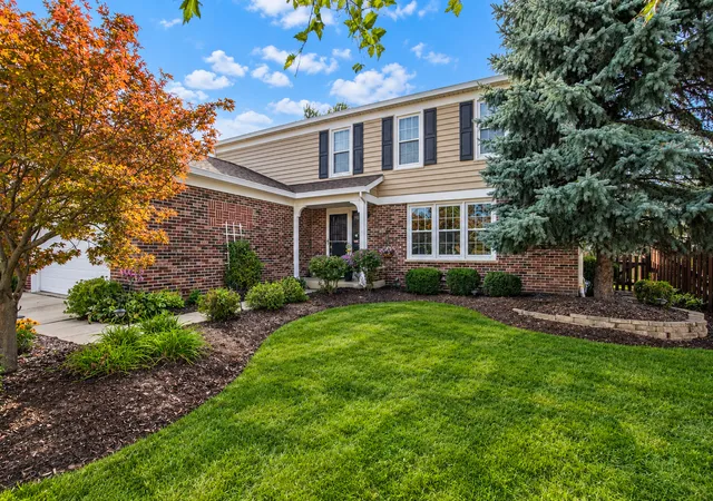 Photo 1 of Single family home for sale at 410 Stonewood Cir, Carol Stream, IL 60188 | MLS# 12765418 | Listing updated on 2026-10-28