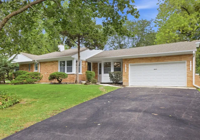 Single family home for sale at 4n015 Kenwood Ave, West Chicago, IL 60185 | MLS# 12765420