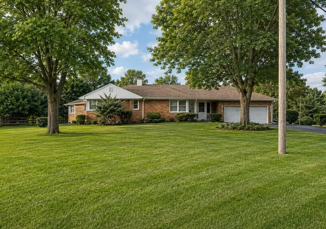 Photo 1 of Single family home for sale at 4n015 Kenwood Ave, West Chicago, IL 60185 | MLS# 12765420 | Listing updated on 2026-10-08