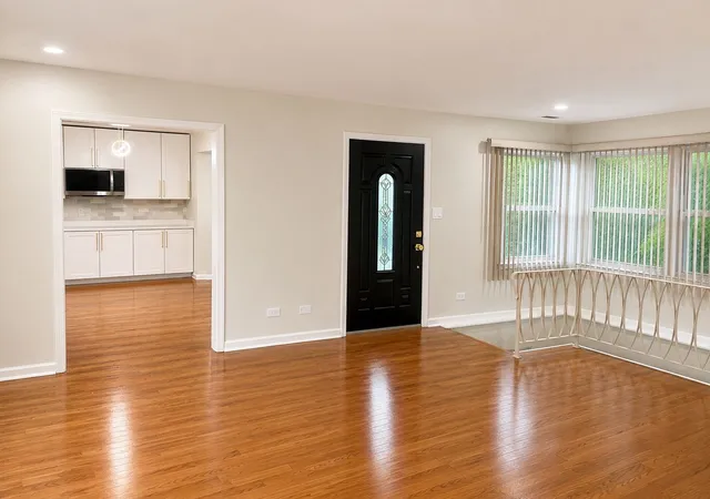 Photo 4 of Single family home for sale at 4n015 Kenwood Ave, West Chicago, IL 60185 | MLS# 12765420 | Listing updated on 2026-10-22