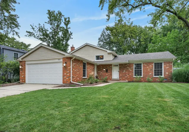 Photo 1 of Single family home for sale at 352 Berry Dr, Naperville, IL 60540 | MLS# 12765421 | Listing updated on 2026-10-06