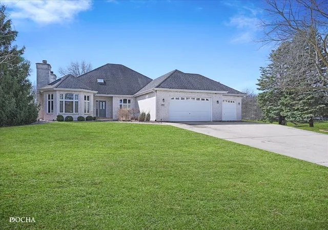 Single family home for sale at 365 E Pine Meadow Ct, Morris, IL 60450 | MLS# 12765430