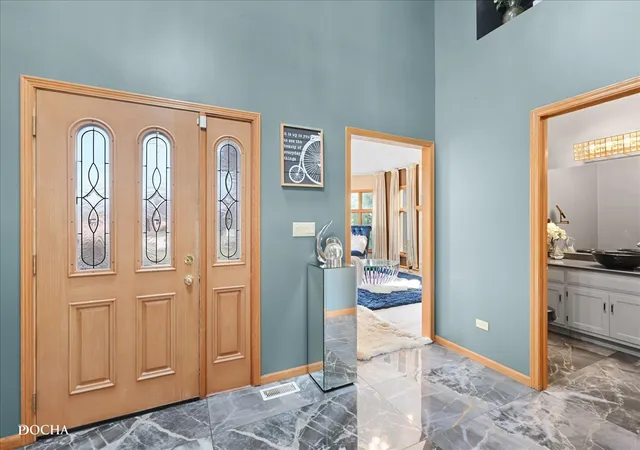 Photo 2 of Single family home for sale at 365 E Pine Meadow Ct, Morris, IL 60450 | MLS# 12765430 | Listing updated on 2026-09-28