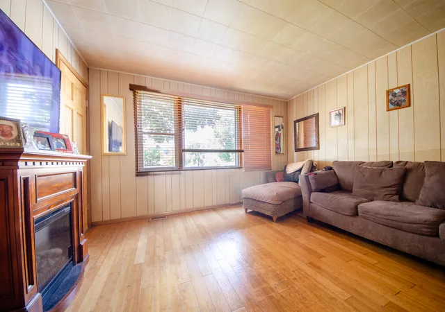 Photo 3 of Single family home for sale at 2263 N Marmora Ave, Chicago, IL 60639 | MLS# 12765433 | Listing updated on 2026-09-28