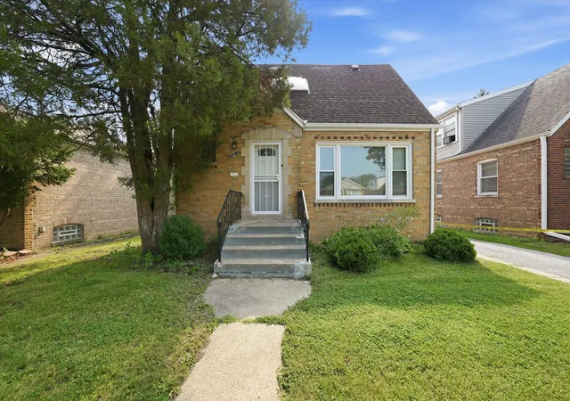 Photo 1 of Single family home for sale at 11343 S Green St, Chicago, IL 60643 | MLS# 12765440 | Listing updated on 2026-09-22