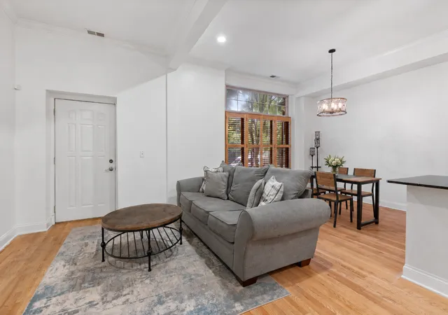 Photo 3 of Condo for sale at 2729 W Washington Blvd #2, Chicago, IL 60612 | MLS# 12765445 | Listing updated on 2026-09-30