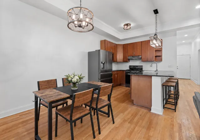 Listing Photo 4 - Condo for sale in building located at 2729 W Washington Blvd, Chicago, IL 60612 - Unit #2