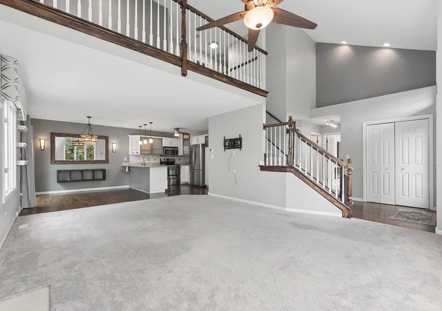 Photo 3 of Townhouse for sale at 9430 Caledonia Dr, Tinley Park, IL 60487 | MLS# 12765456 | Listing updated on 2026-09-27
