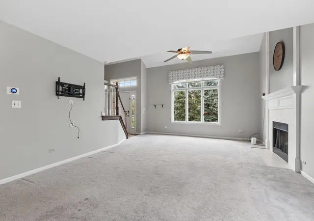Photo 4 of Townhouse for sale at 9430 Caledonia Dr, Tinley Park, IL 60487 | MLS# 12765456 | Listing updated on 2026-09-27