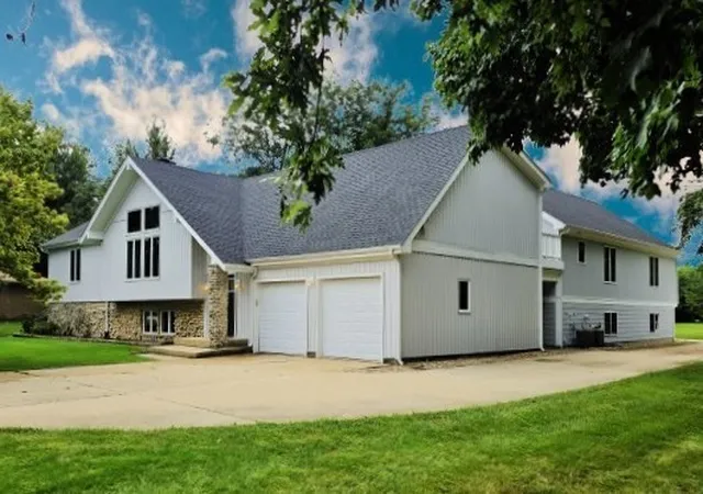 Photo 1 of Single family home for sale at 7n140 Nancy Ln, St. Charles, IL 60175 | MLS# 12765466 | Listing updated on 2026-09-24