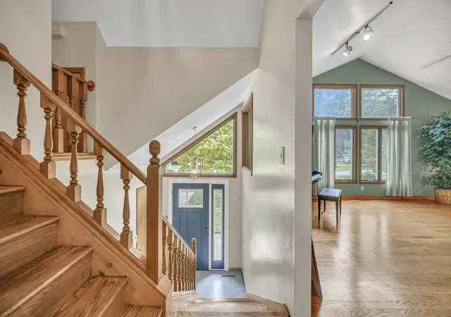 Photo 3 of Single family home for sale at 7n140 Nancy Ln, St. Charles, IL 60175 | MLS# 12765466 | Listing updated on 2026-09-24