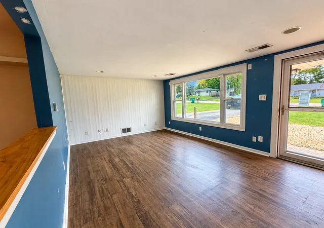 Photo 3 of Single family home for sale at 16664 W 146 Place, Lockport, IL 60441 | MLS# 12765496 | Listing updated on 2026-09-24