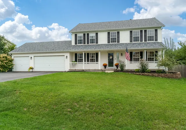 Photo 2 of Single family home for sale at 651 Ashleigh Ln, Roscoe, IL 61073 | MLS# 12765498 | Listing updated on 2026-09-21