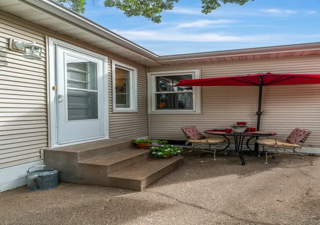 Photo 24 of Single family home for sale at 2226 Warren St, Davenport, IA 52804 | MLS# 12765516 | Listing updated on 2026-10-22