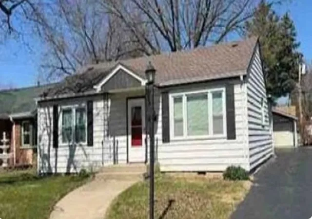 Photo 3 of Single family home for sale at 738 E 156th Place, South Holland, IL 60473 | MLS# 12765540 | Listing updated on 2026-09-22