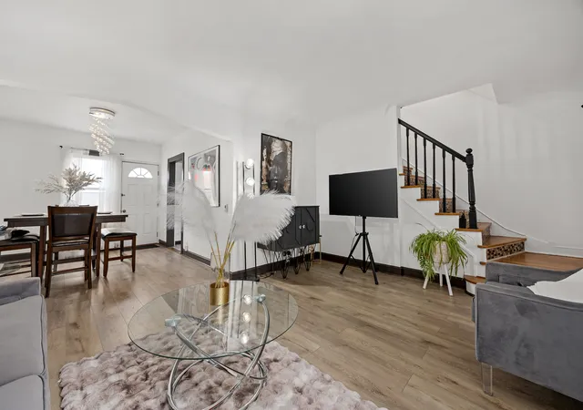 Photo 3 of Single family home for sale at 3611 Home Ave, Berwyn, IL 60402 | MLS# 12765546 | Listing updated on 2026-10-03