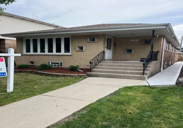 Photo 2 of Single family home for sale at 5749 W 63rd Place, Chicago, IL 60638 | MLS# 12765554 | Listing updated on 2026-09-22