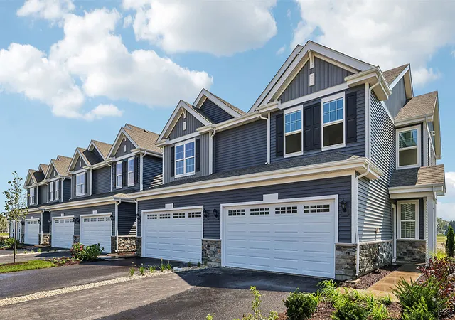 Photo 2 of Townhouse for sale at 13507 S Mesa Dr, Plainfield, IL 60544 | MLS# 12765589 | Listing updated on 2026-09-22