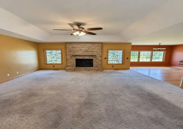 Photo 4 of Single family home for sale at 635 Nathan Lattin Ln, Sycamore, IL 60178 | MLS# 12765593 | Listing updated on 2026-10-01