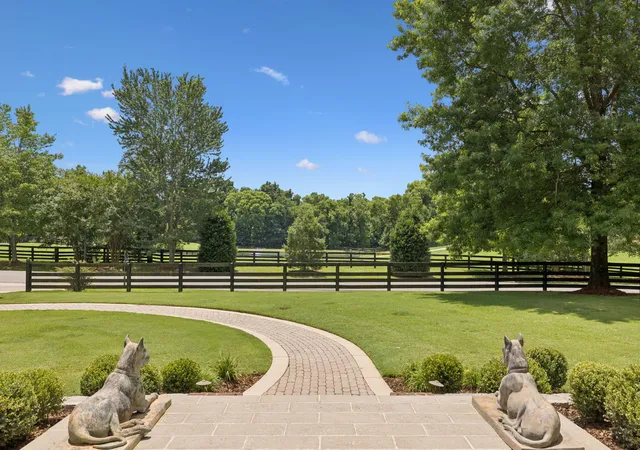 Photo 4 of Single family home for sale at 1004 Liberty Church Trl, Brentwood, TN 37027 | MLS# 12765596 | Listing updated on 2026-09-27
