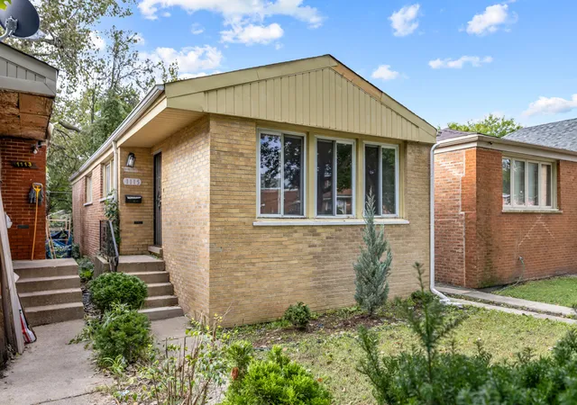 Single family home for sale at 1115 W 110th Street, Chicago, IL 60643 | MLS# 12765612