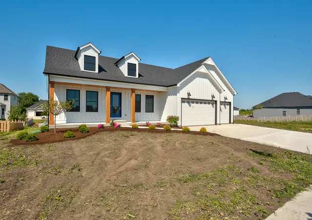 Photo 2 of Single family home for sale at 777 Dartmouth Ln, Oswego, IL 60543 | MLS# 12765617 | Listing updated on 2026-09-27