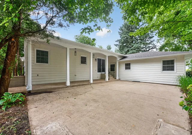 Single family home for sale at 333 Bethany Rd, Sycamore, IL 60178 | MLS# 12765619