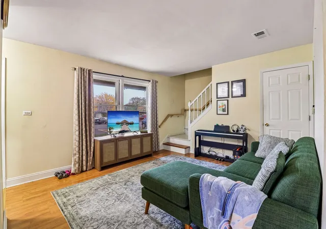 Photo 3 of Townhouse for sale at 708 Shaw Ct, Schaumburg, IL 60194 | MLS# 12765627 | Listing updated on 2026-10-22