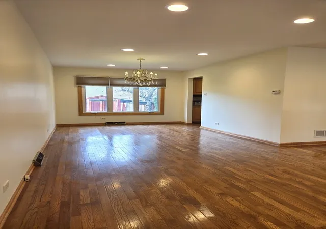 Photo 2 of Single family home for sale at 15520 Orogrande Dr, Oak Forest, IL 60452 | MLS# 12765648 | Listing updated on 2026-10-22